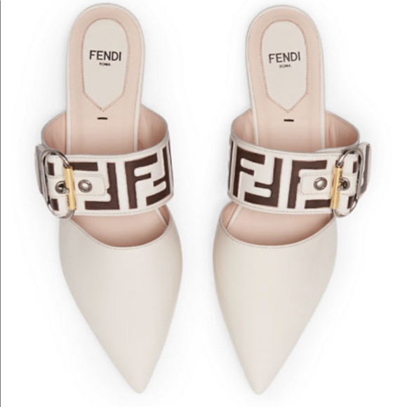 EXCLUSIVE!! Fendi Flat Mules, 38.5 - Picture 5 of 5